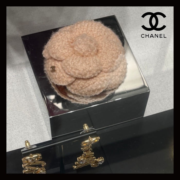 【セレモニーで活躍】CHANEL ツイード カメリア コサージュ