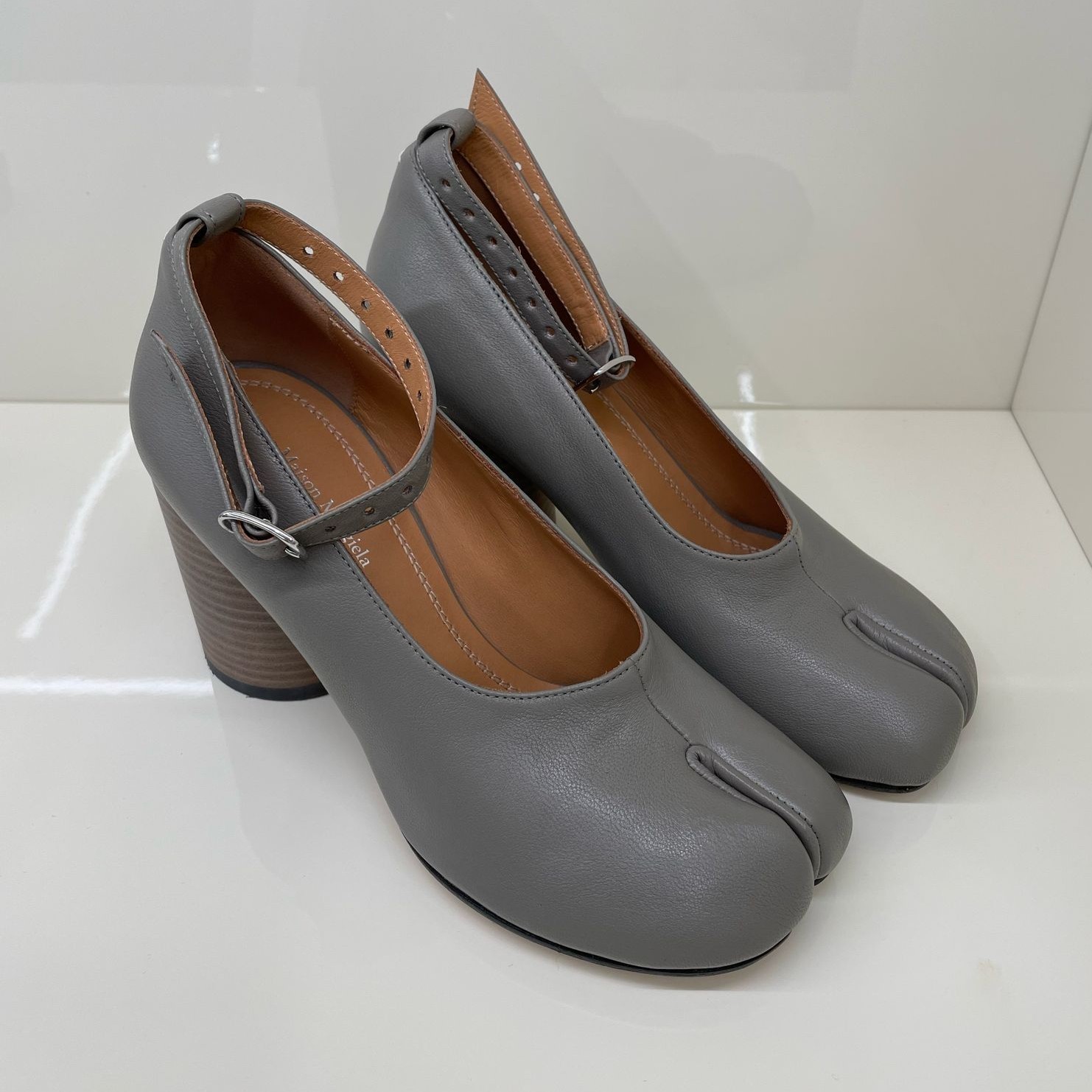 直営店☆MaisonMargiela☆ TABI アンクルストラップ パンプス