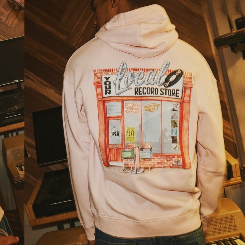 “Scotch & Soda” ウォッシュドアートワークフーディ Pink