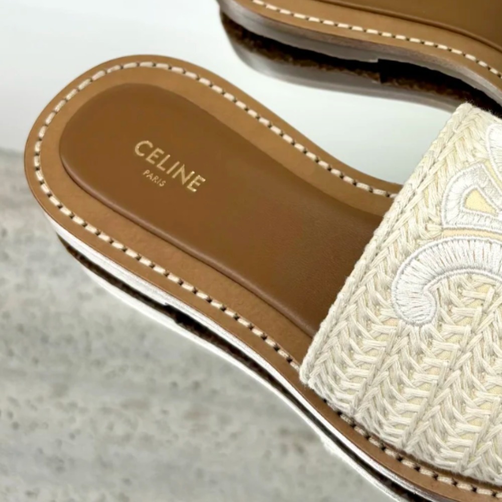 《上品で大人かわいい》【CELINE】 リンピア ミュール