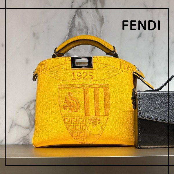 FENDI☆ピーカブー【フェンディ】スモール 定番 ハンドバッグ
