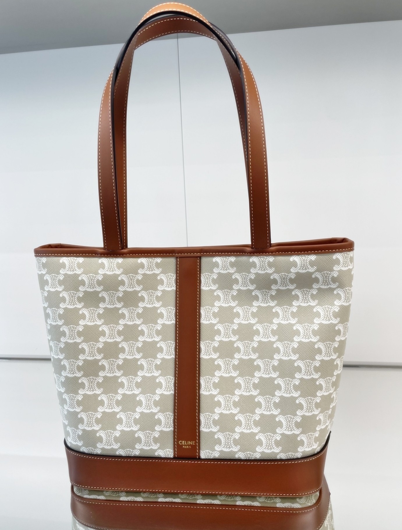 CELINE【セール】スモール カバ トリオンフキャンバス★関税込み