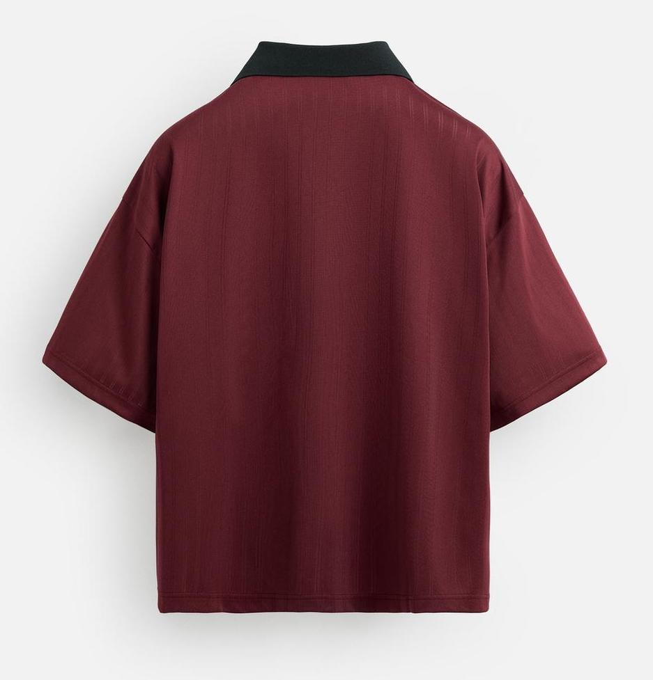 ★ドイツ発*ZARA*新作*アートワークバックパネルTシャツ/UW★ ☆ドイツ発*ZARA*新作*テクニカルフットボールシャツ/BURG