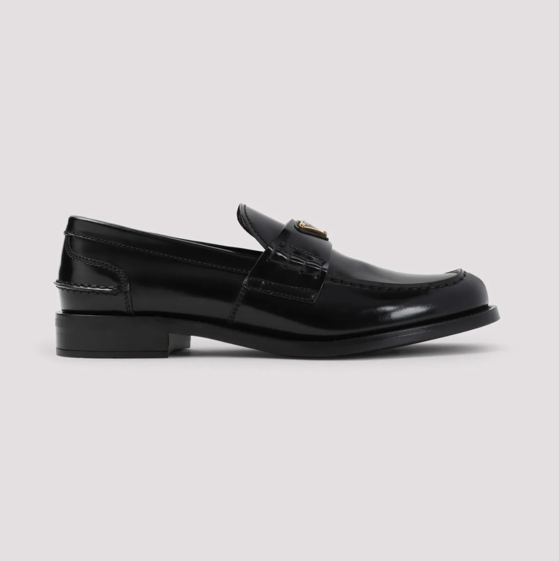 【関税込み】PRADA ブラッシュドレザー ローファー