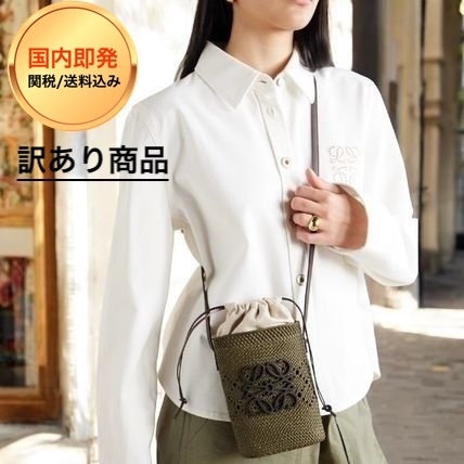 【国内即発】LOEWE アナグラム アジュレ スクエアポケット