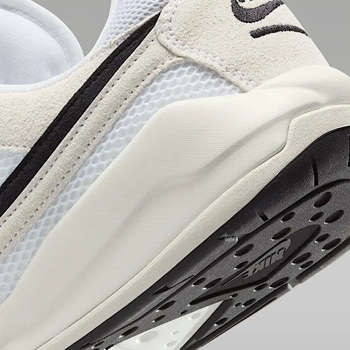 《☆超レア☆》☆NIKE☆Jordan CMFT Era☆White