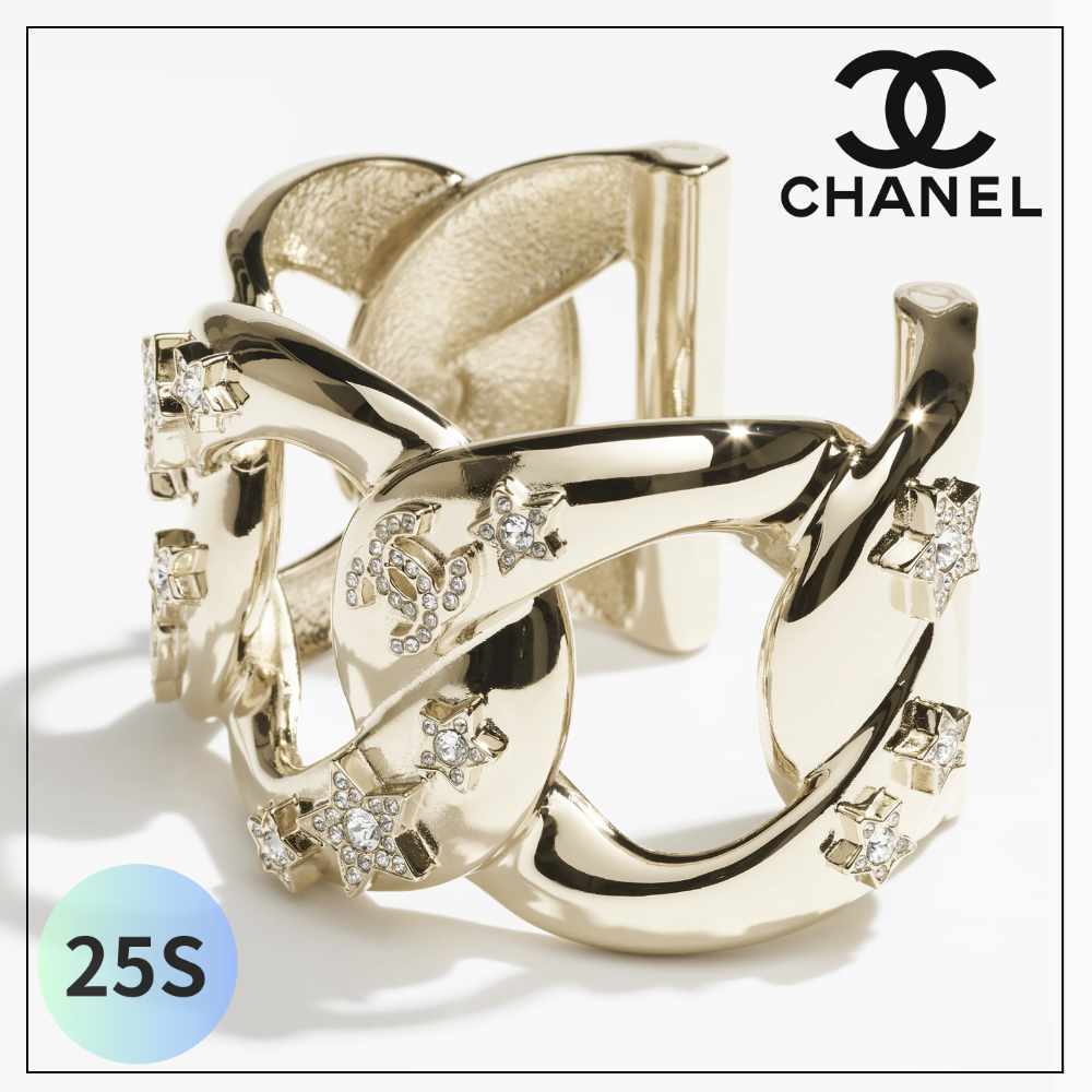 星のビジューが可愛く光る♡国内発送★25S CHANEL バングル