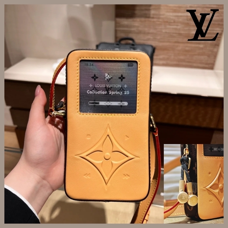 《モノグラム》Louis Vuitton 25SS MP3プレーヤー風ウォレット