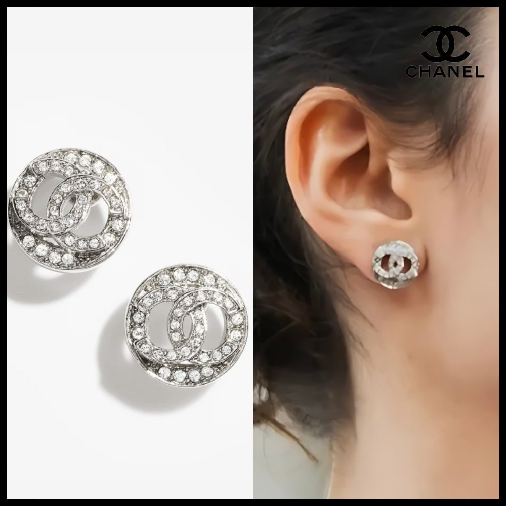 【キラキラと耳元で輝く♪】CHANEL CCロゴ ピアス シルバー