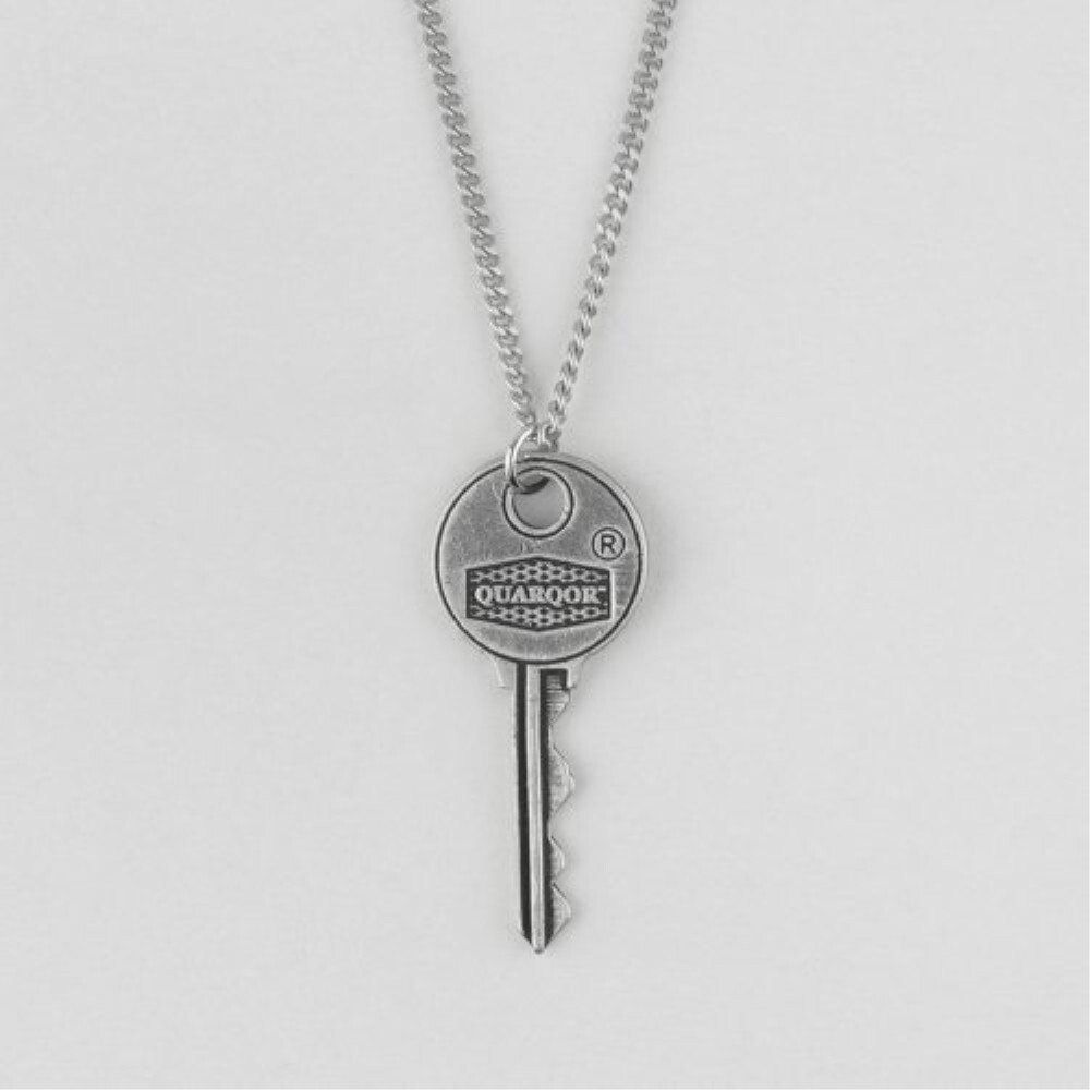 ネックレス・ペンダント QUARQOR 5506 NECKLACE