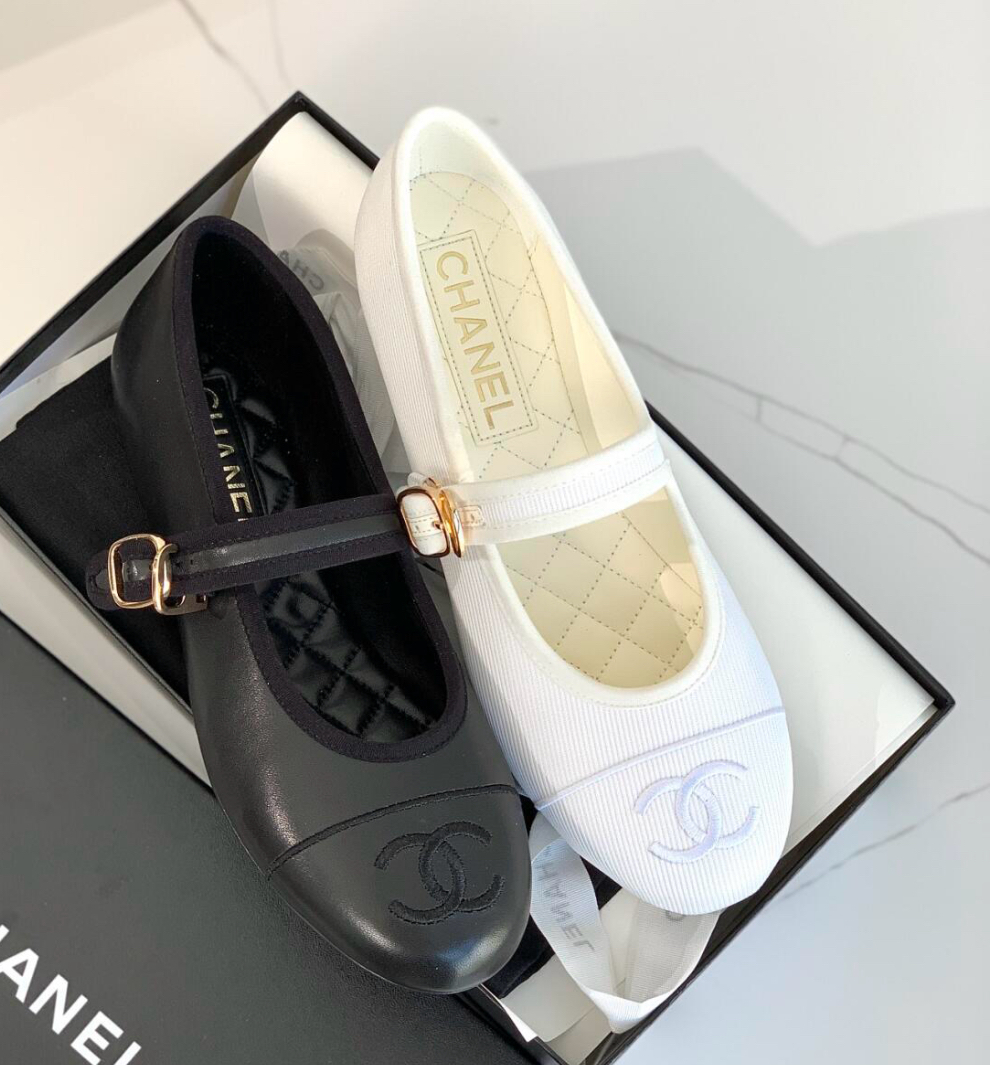 CHANEL《シンプル♡エレガント》シャネル メリージェーン