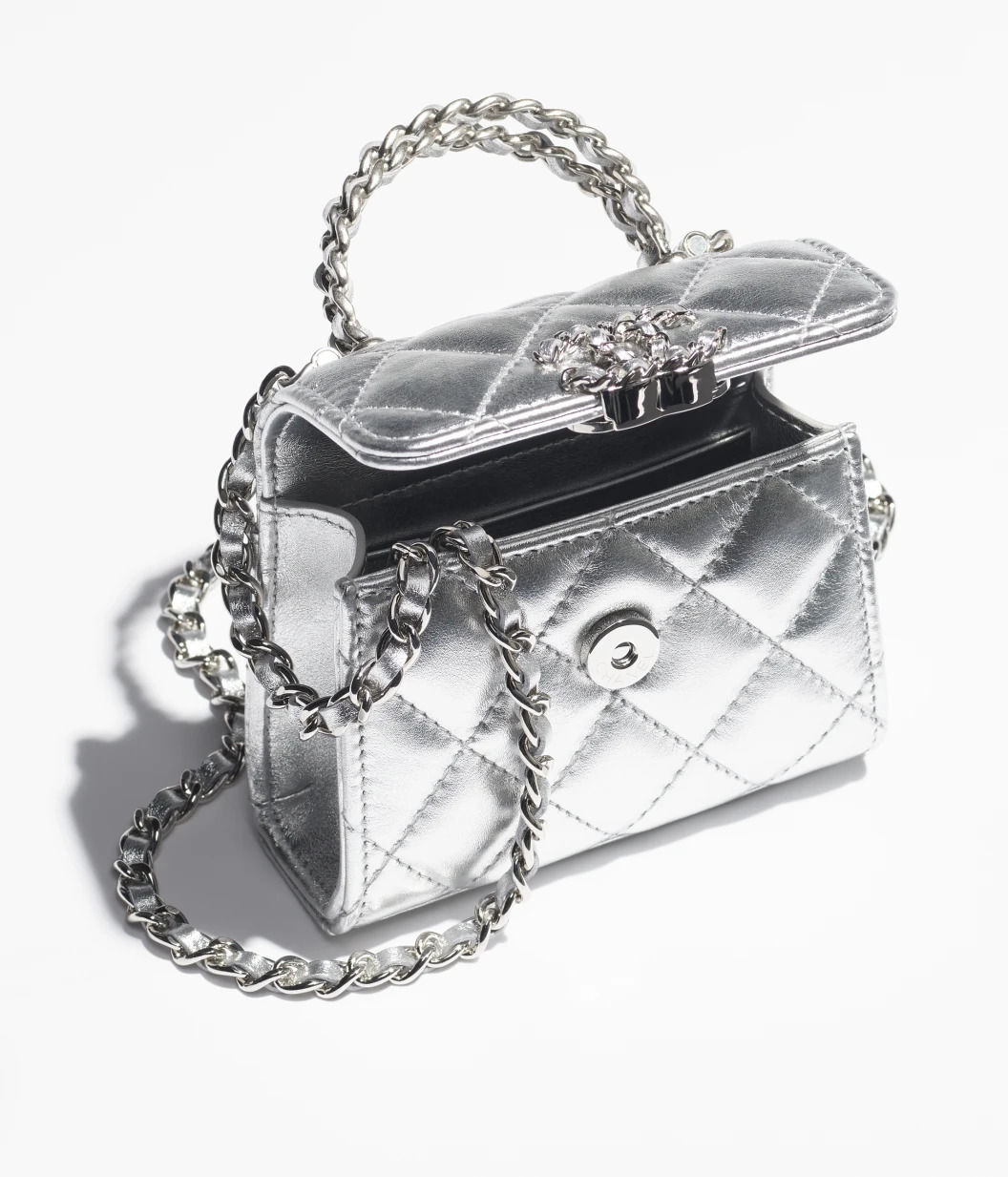 《25SS》煌びやか♪【CHANEL】シャネル チェーンクラッチ