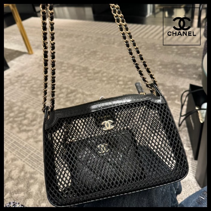 【メッシュ素材がお洒落】CHANELチェーン クラッチ バッグ