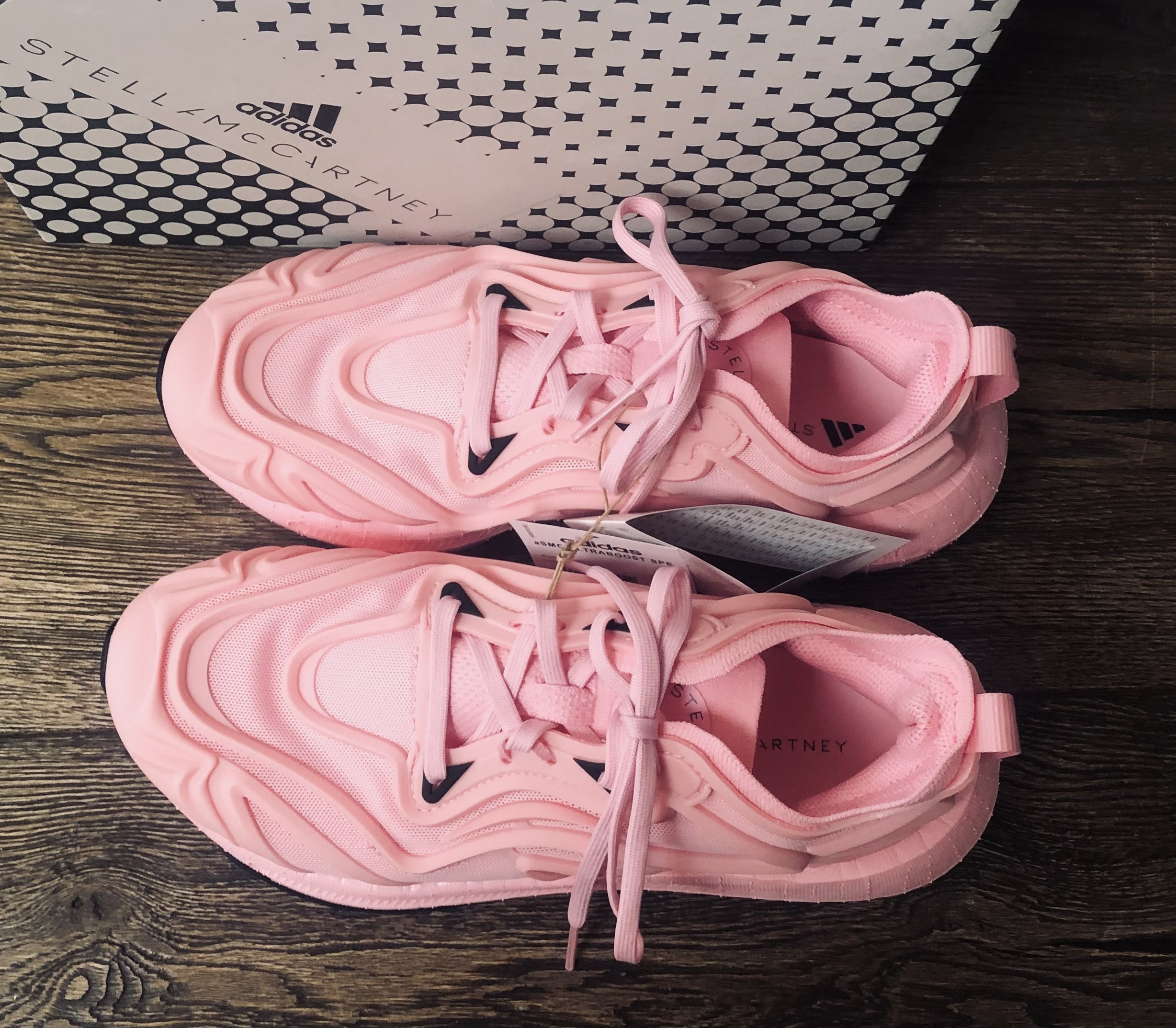 FINAL SALE《adidas StellaMcCartney》ULTRABOOST SPEED