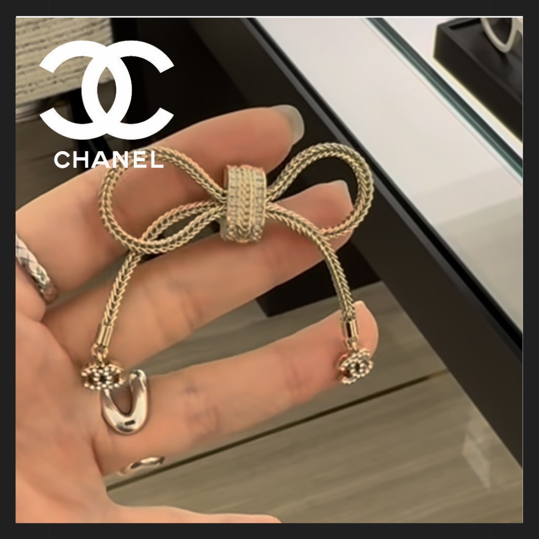 【かわいいリボンデザイン♪】CHANEL リボンブローチ