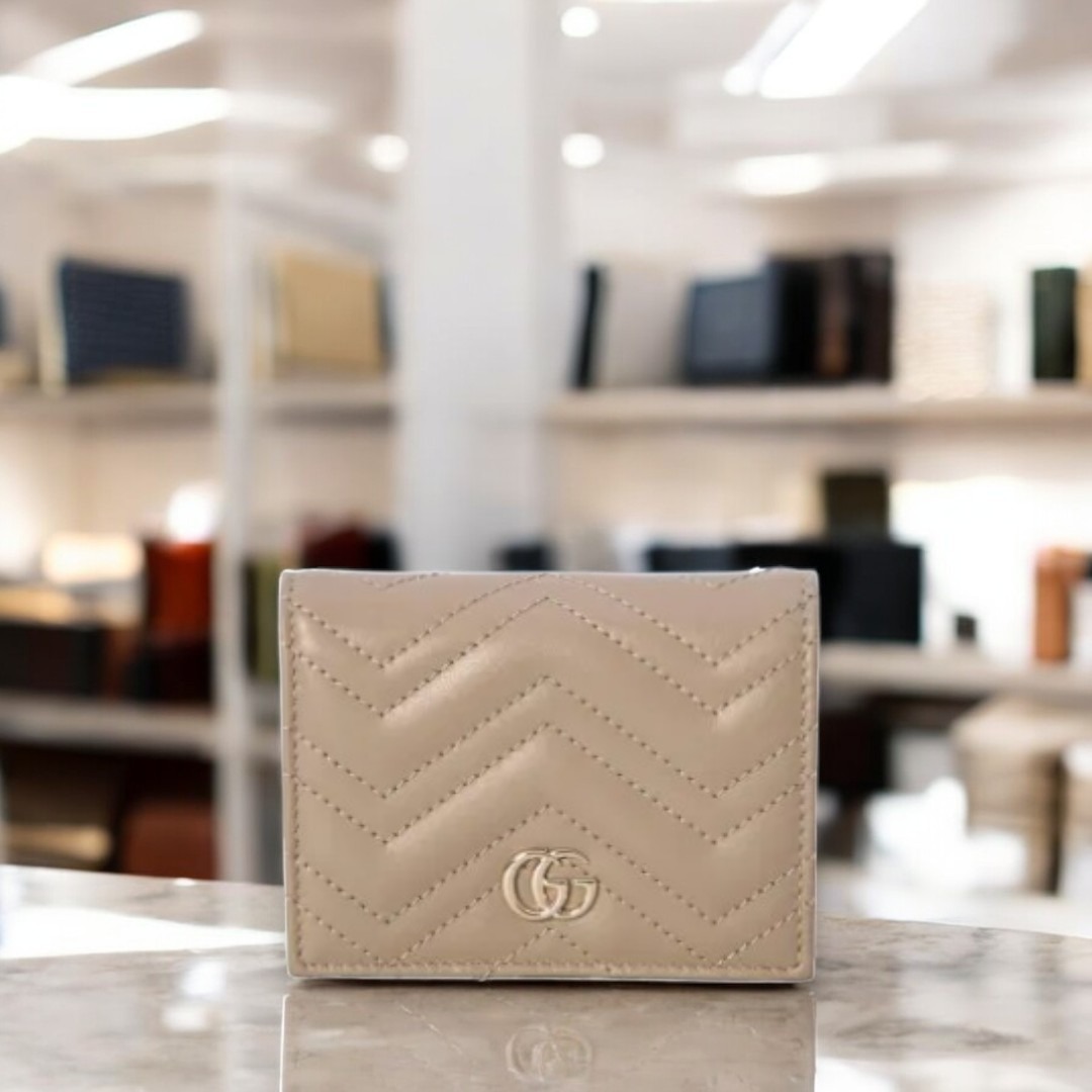 国内発送/本物保証/Gucci GGマーモントウォレット 金運上昇☆