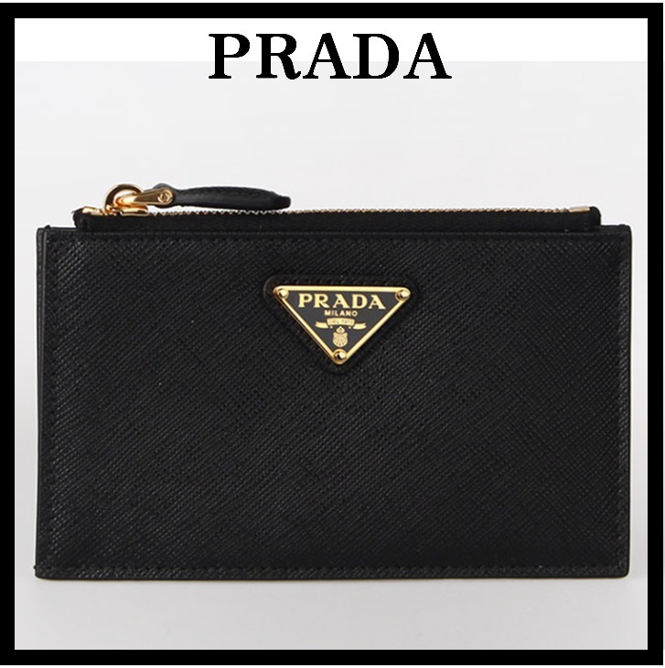 関税込★PRADA★サフィアーノ トライアングル カードホルダー