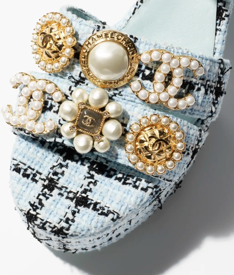 爽やかなパステルチェック×華やかビジュー【CHANEL】サンダル 爽やかなパステルチェック×華やかビジュー【CHANEL】サンダル 靴