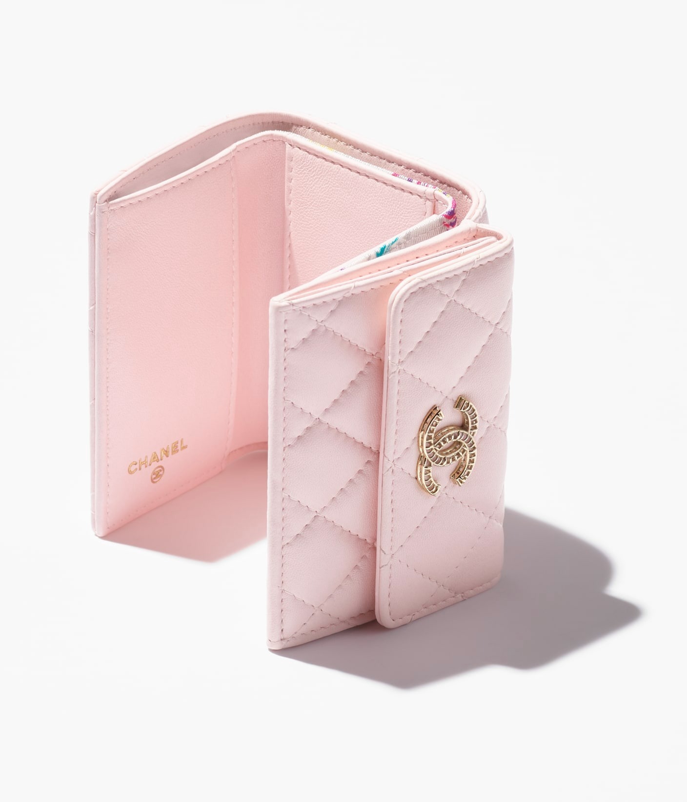 大人可愛い【CHANEL】 25S スモール フラップ ウォレット