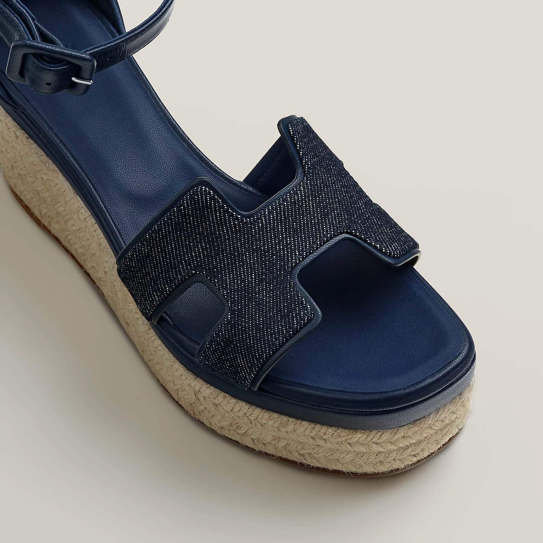【HERMES】[H]カット ロープで覆われたソール☆サンダル \"Elda\"