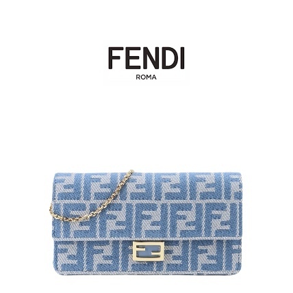 Fendi フェンディ ウォレット ショルダー バゲット ロゴ