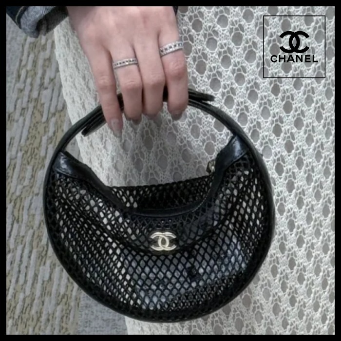 【メッシュ素材がお洒落】CHANELチェーン クラッチ バッグ