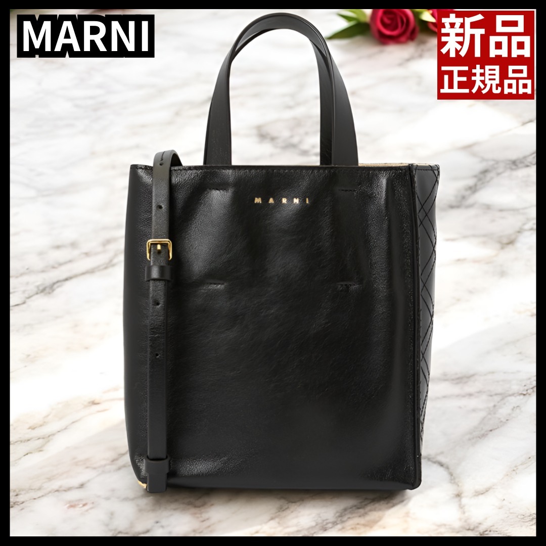【大人のご褒美に♥3色】シャネル ハンドバッグ 大人かわいいハートチェーン】シャネル クラッチバッグ (CHANEL