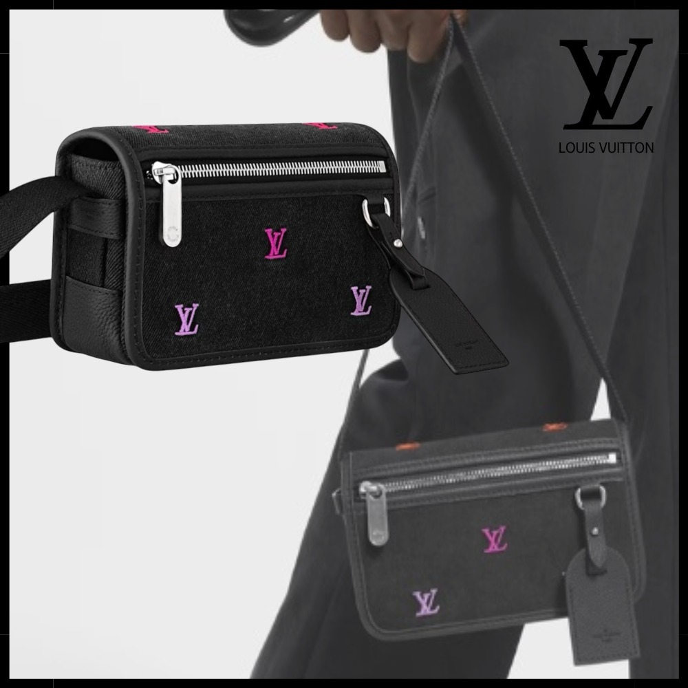 【カラフルなLVロゴがお洒落♪】Louis Vuitton ショルダーバッグ