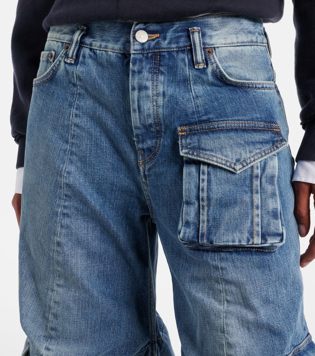 【ACNE STUDIOS】ローライズ バレルレッグ カーゴジーンズ Acne Studios】ローライズ バレルレッグ カーゴジーンズ (Acne