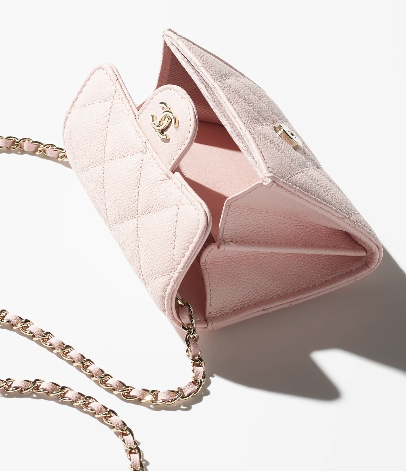 【可愛いサイズ感♡】CHANEL クラシック チェーンクラッチ ミニ ポーチ - シャイニー ラムスキン、ブラック — ファッション