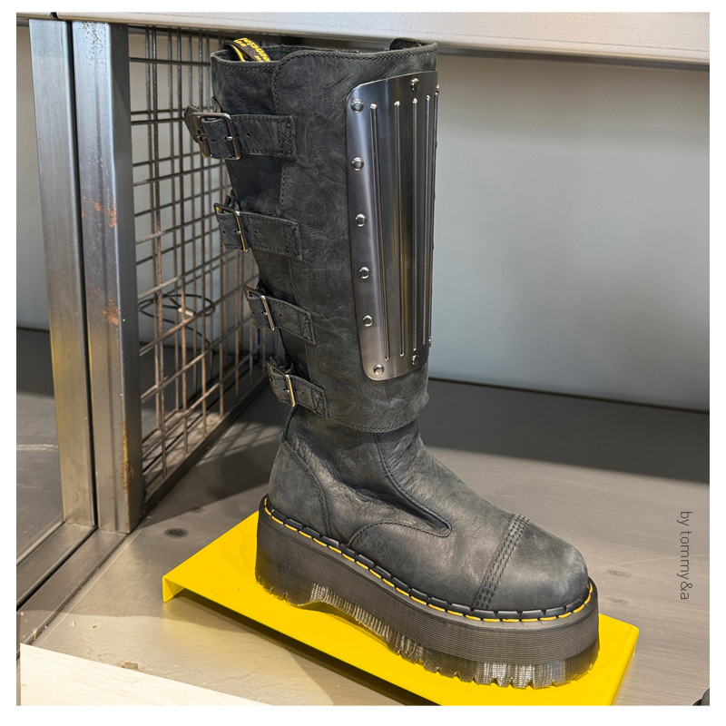 かっこいい 急いで!★Dr. Martens Jadon Maxブーツ ハイバックル