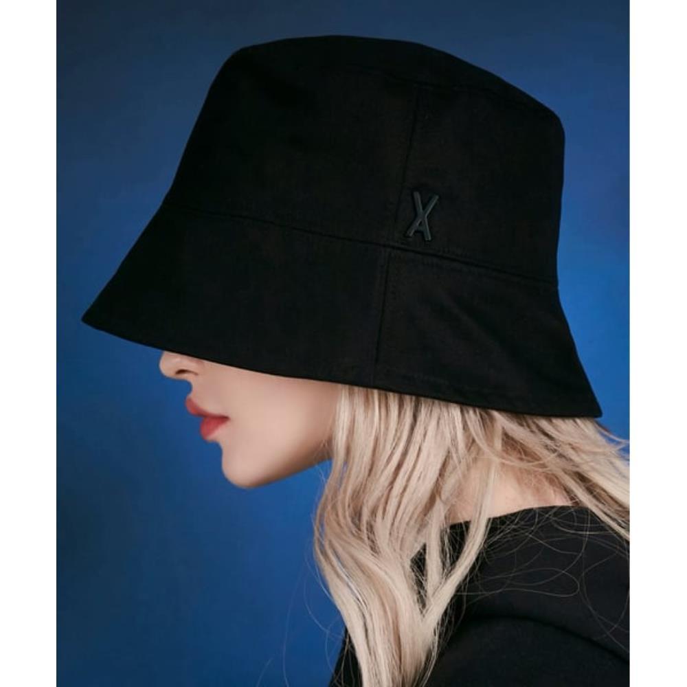 ☆VARZAR☆ Studded Drop Overfit Bucket Hat Black varzar590