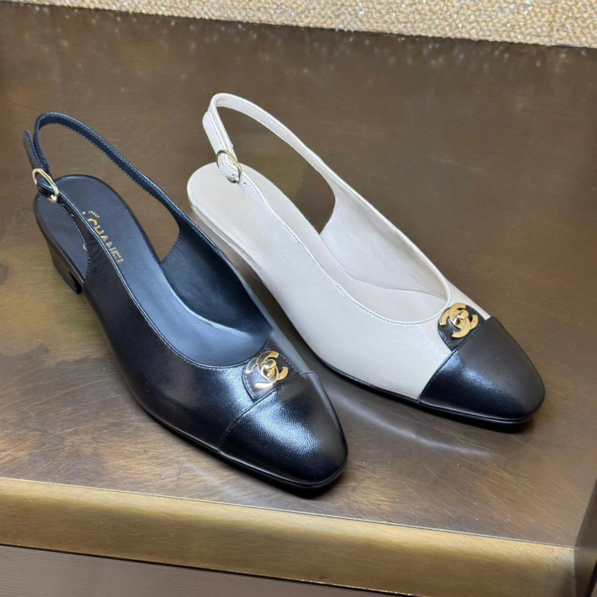 《どんな服にも合う高級感♪》25S限定★CHANEL スリングバック