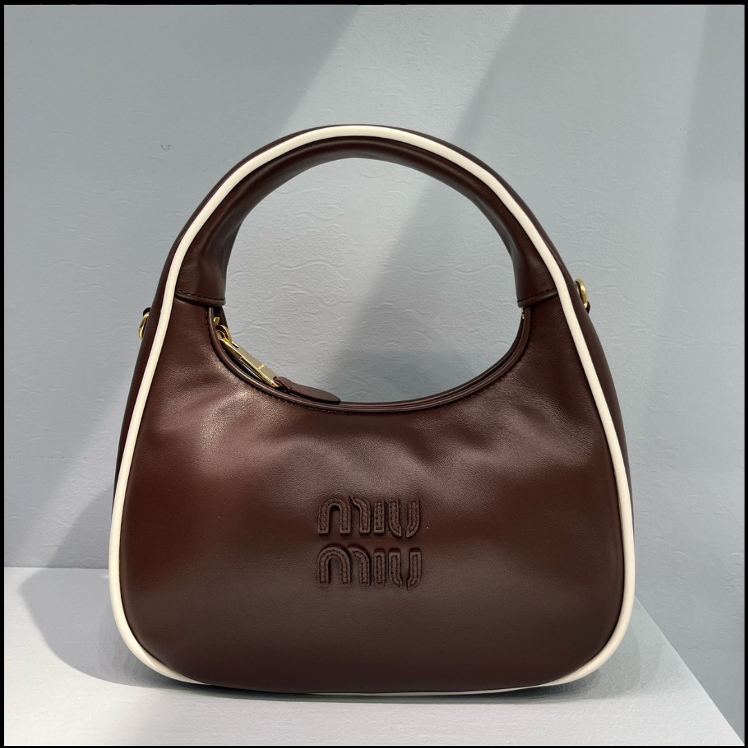 ◆大人気◆【MiuMiu】Wander レザー バッグ