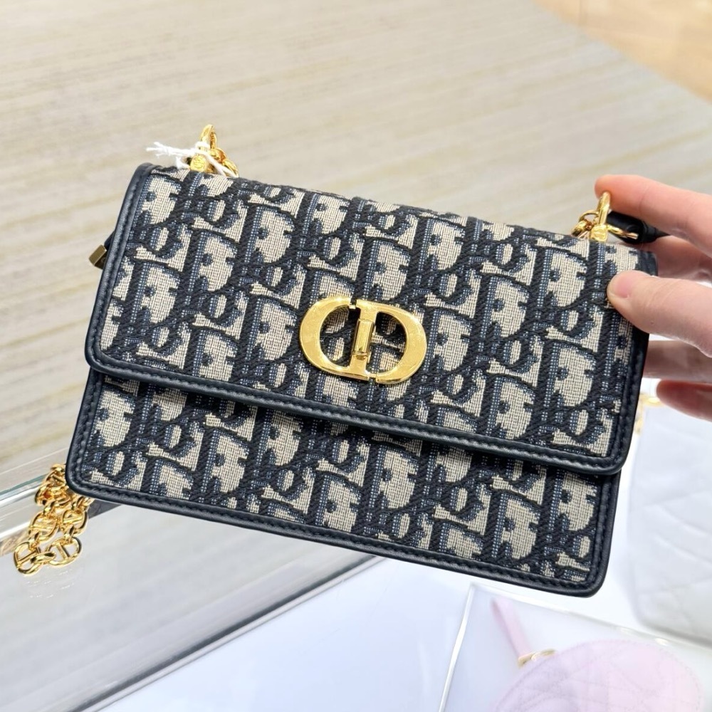 定番人気♡【DIOR】Miss Caro ミニバッグ
