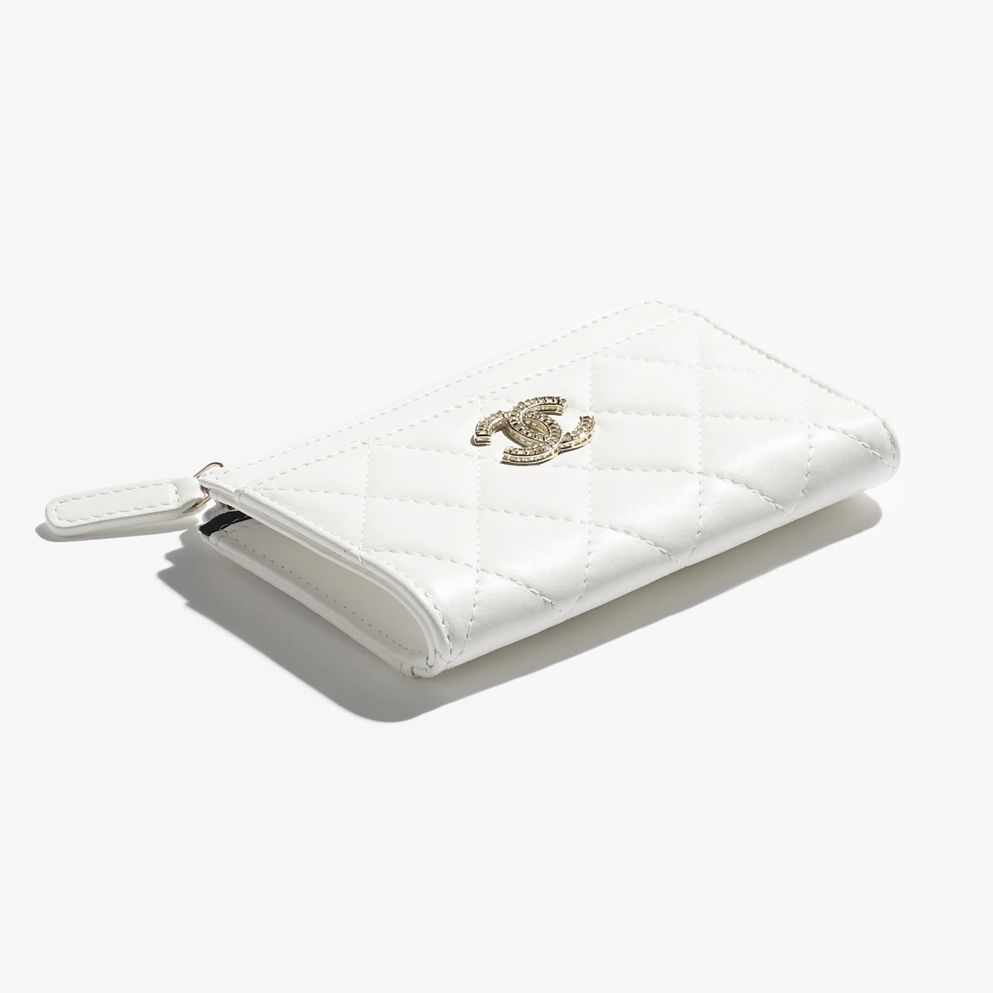 《外も内側もかわいい》CHANEL  ジップカードケース