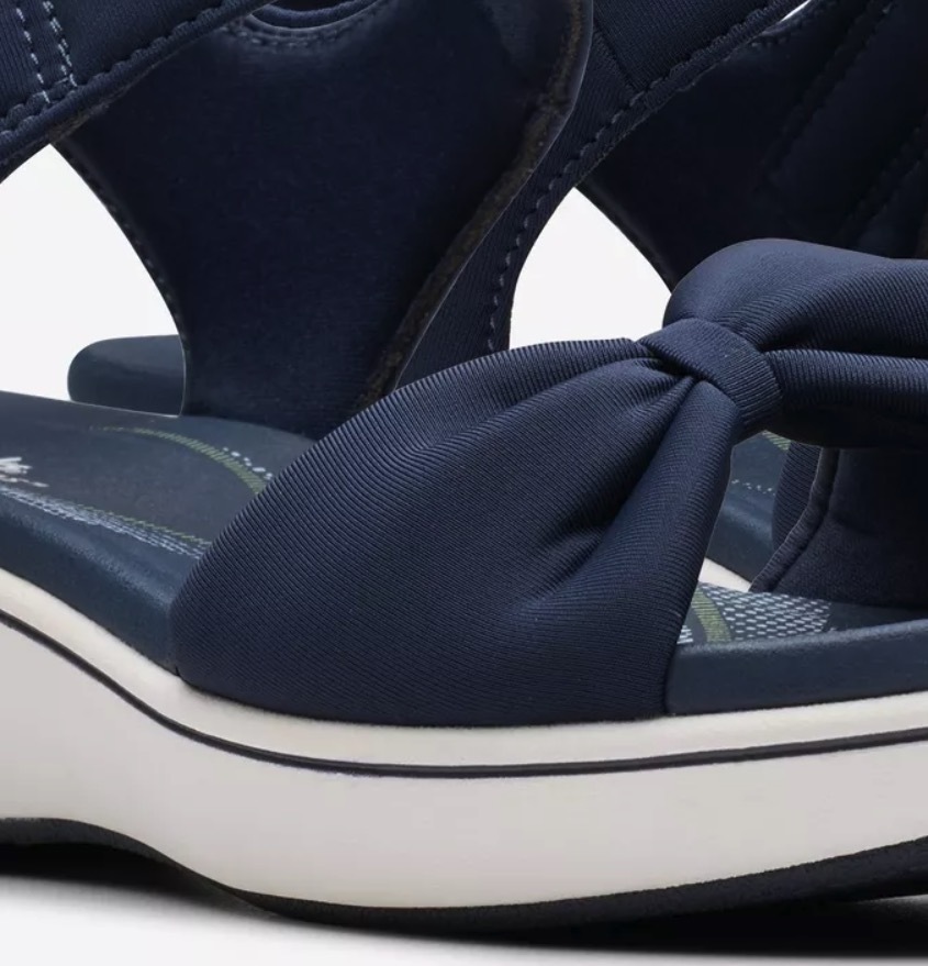 CLARKS サンダル 軽量 ウエッジ ストラップ ヒール 4.5cm