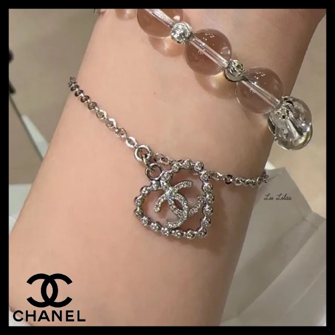 【揺れてかわいい♪ギフトにも】CHANEL ブレスレット