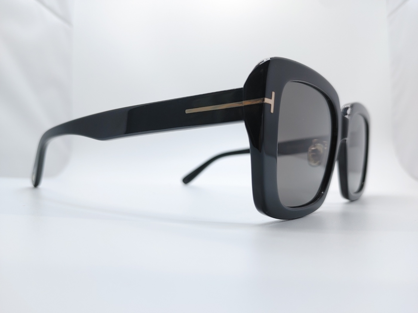 【TOM FORD】TF1169K-2025年新商品、高級スクエアデザイン TOM FORD】TF1169K-2025年新商品、高級スクエアデザイン (TOM