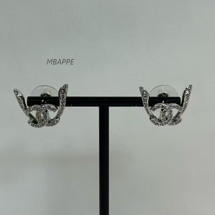 《25SS》キュートなデザイン♪【CHANEL】シャネル ピアス