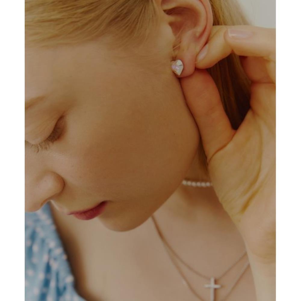 ピアス LOVE ME MONSTER Swarovski Heart Earrings