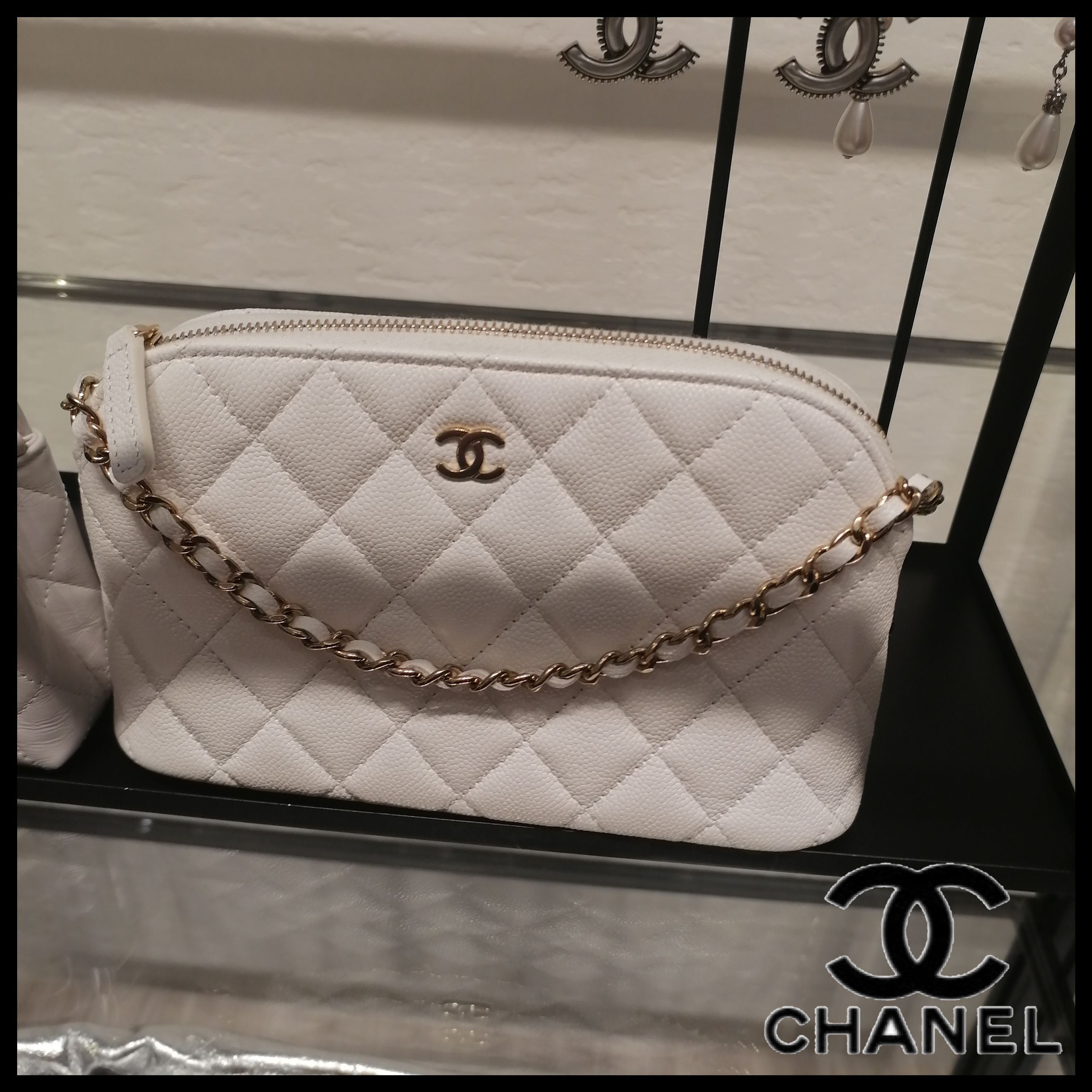 ◆CHANEL◆CHANEL チェーン クラッチバッグ ホワイト