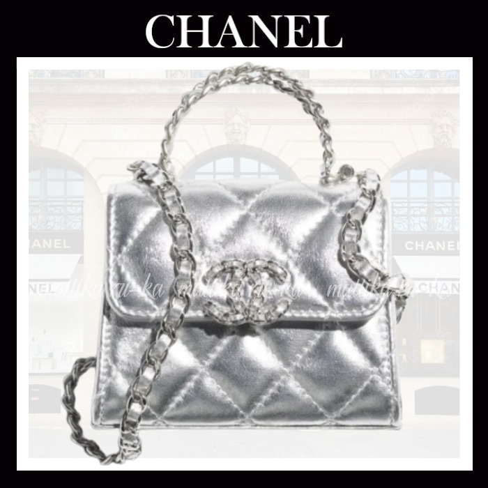 アクセサリー的存在☆ミニサイズ【CHANEL】 クラッチバッグ