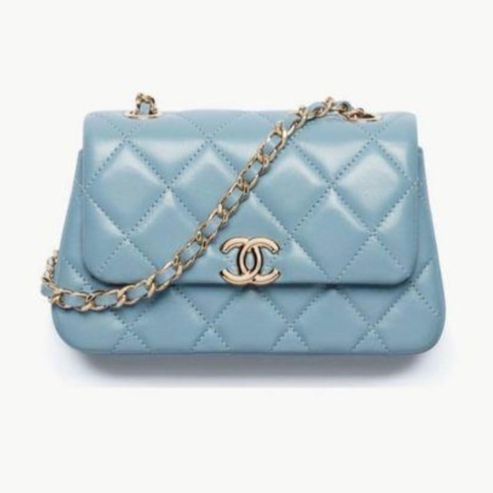 《人気》CHANEL マトラッセショルダーバッグ