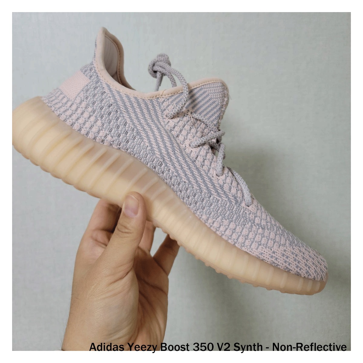 送料・関税込 ★ Adidas ★ Yeezy Boost 350 V2 Synth