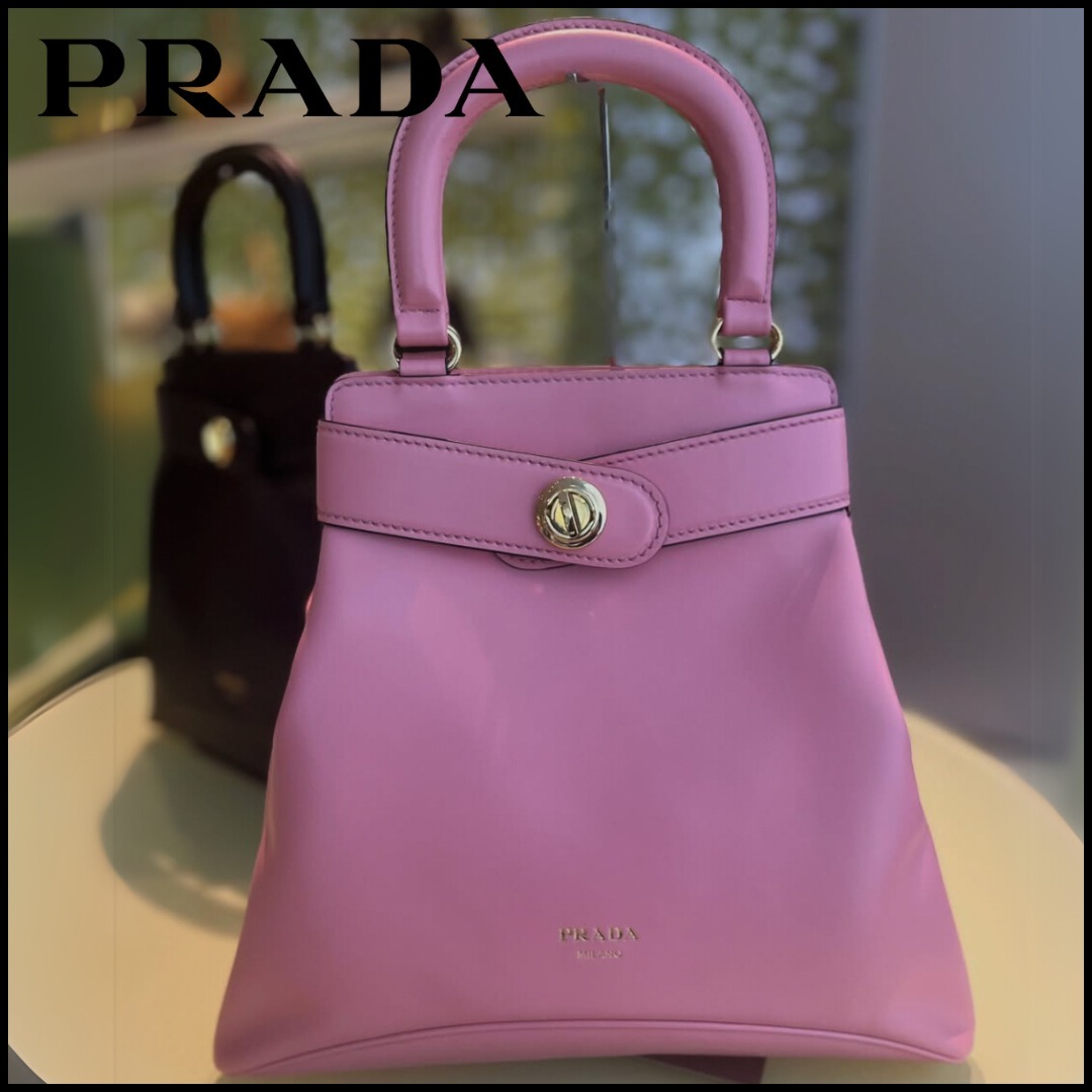 PRADA エチュード レザーバッグ ミディアム 2025SS ピンク
