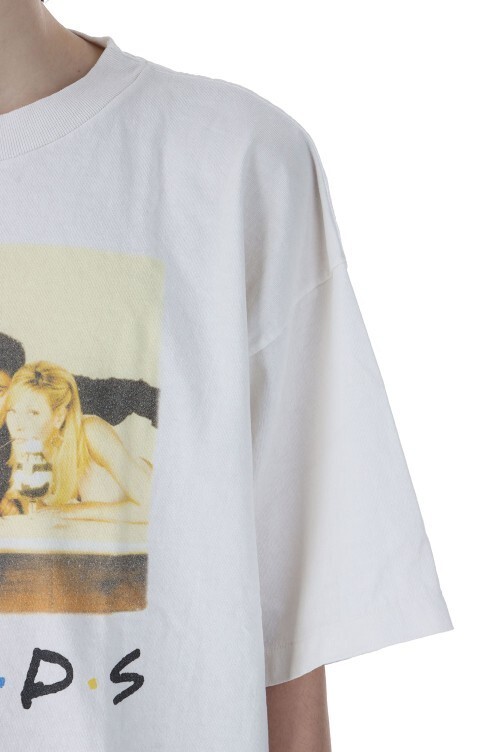 常田大希愛用 BRAND《SAINT MXXXXXX》F・R・I・E・N・D・S TEE.