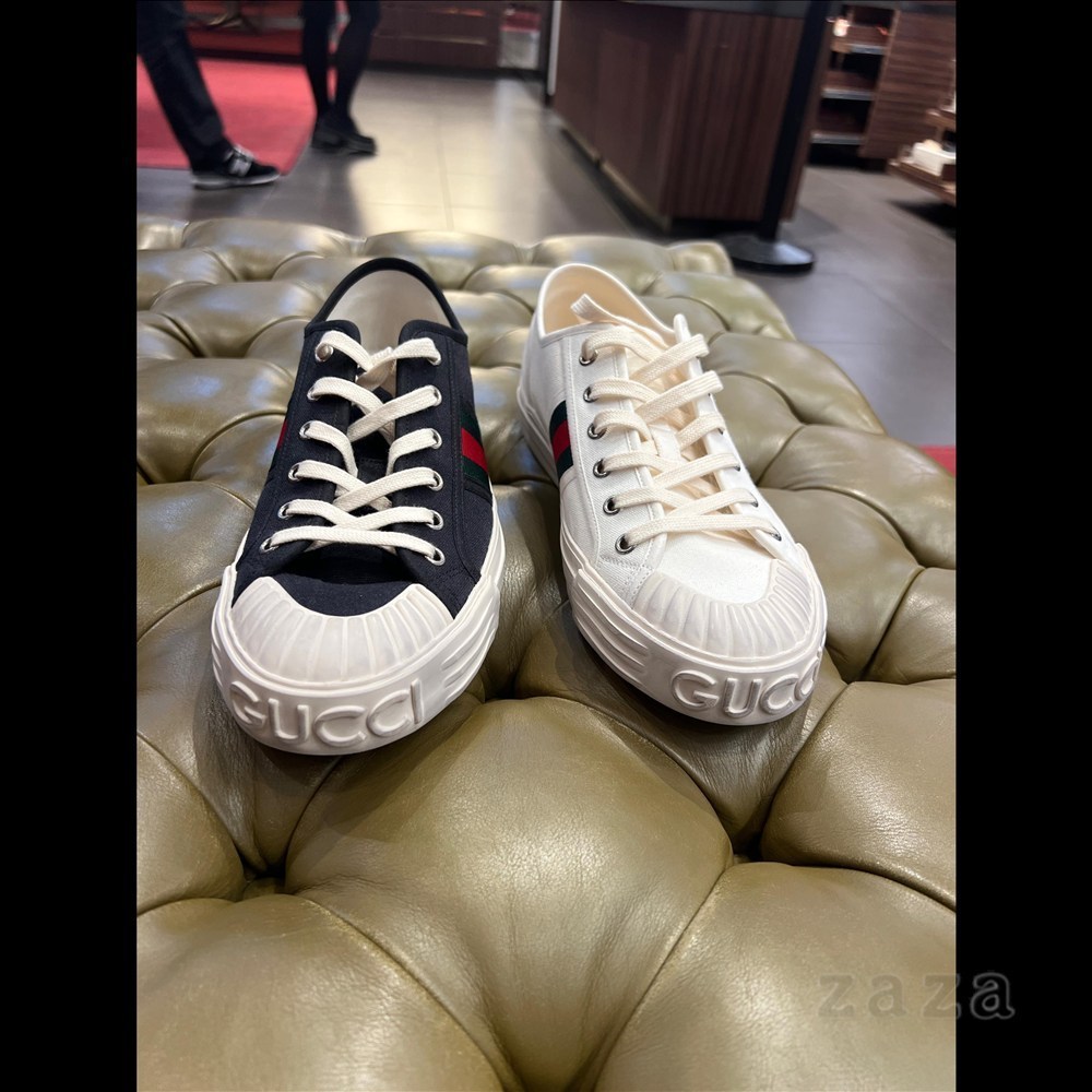 【送料込み】SALE!!Gucciグッチ♪JULIO