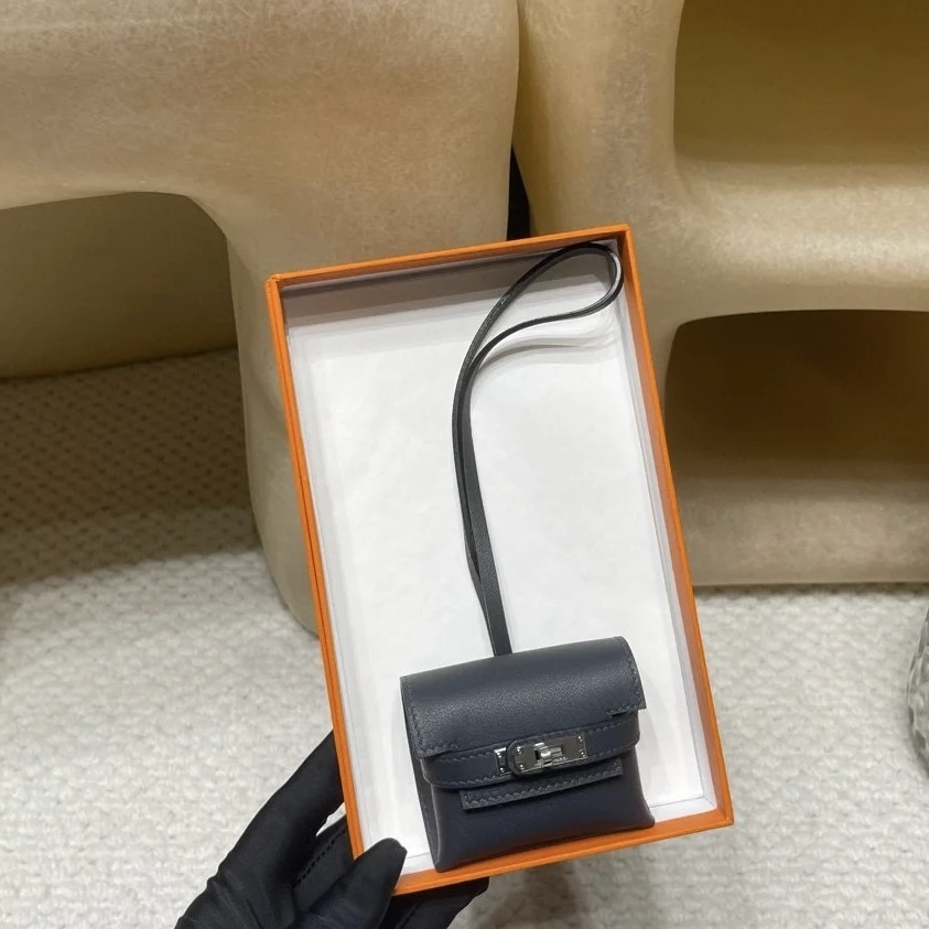 【個性をプラス♪】HERMES チャーム《ケリー・フェスティバル》