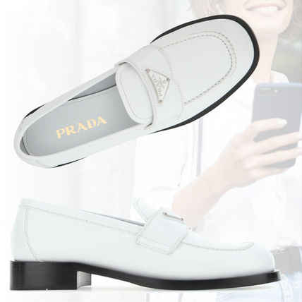 PRADA ホワイト ローファー フラットシューズ 36.5